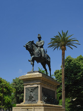 Foto Statue von Carlo Alberto - Rom