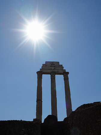 Fotos Dioskurentempel mit Sonne | Rom