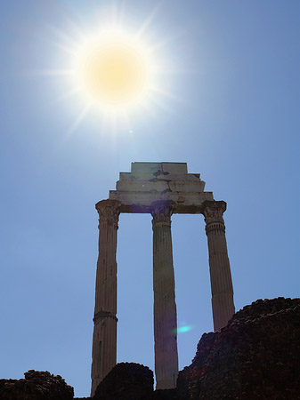 Fotos Dioskurentempel mit Sonne