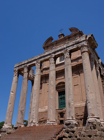 Fotos Tempel des Antoninus Pius und der Faustina | Rom