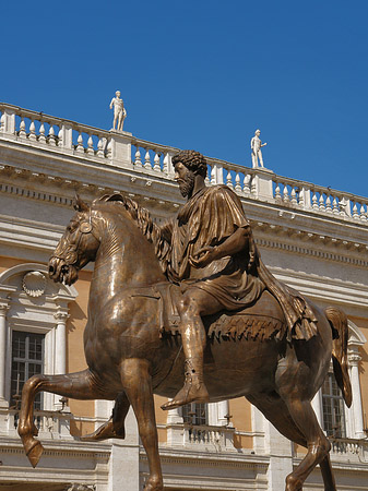 Marc Aurel Statue Foto 