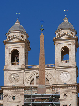 S. Trinita dei Monti mit Obelisk Foto 