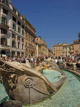 Foto Schiff im Barcaccia Brunnen