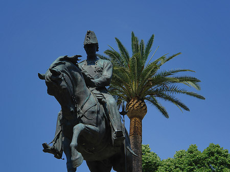 Statue von Carlo Alberto Foto 