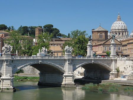 Ponte Vittorio Emanuele II Foto 