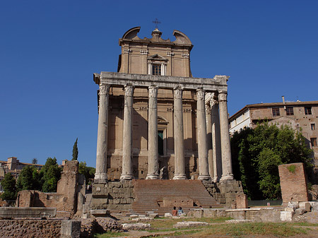 Tempel des Antoninus Pius und der Faustina