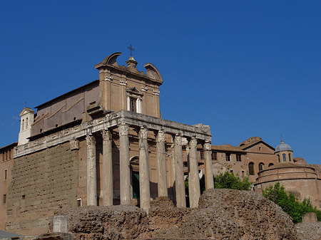 Foto Tempel des Antoninus Pius und der Faustina - Rom