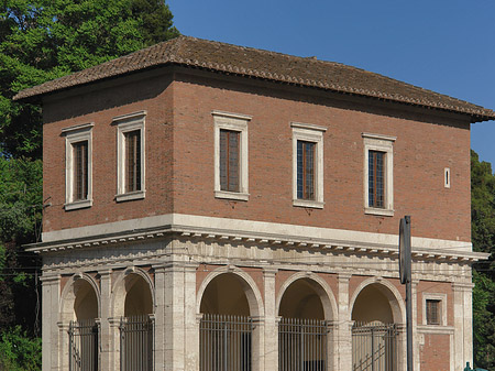 Gebäude am Circus Maximus Foto 