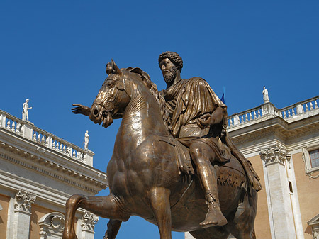 Marc Aurel Statue Foto 