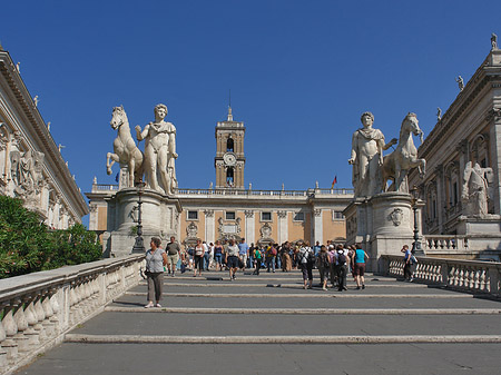 Fotos Statuen der Dioskuren