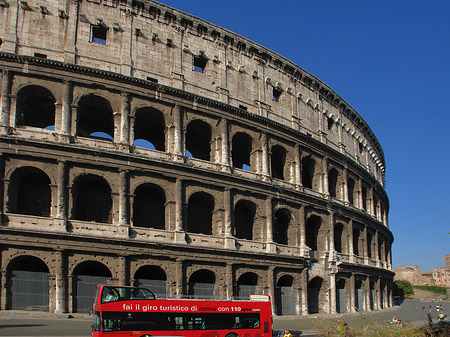 Foto Bus vor dem Kolosseum - Rom