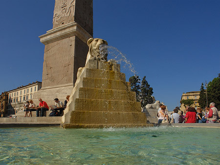 Löwenbrunnen Fotos