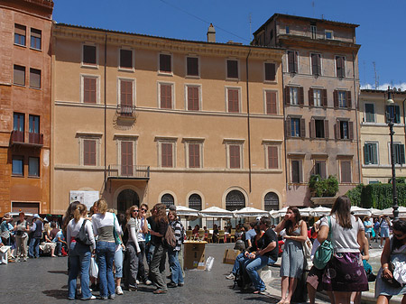 Fotos Menschen auf der Piazza