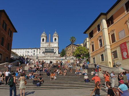 Treppe mit Kirche Foto 